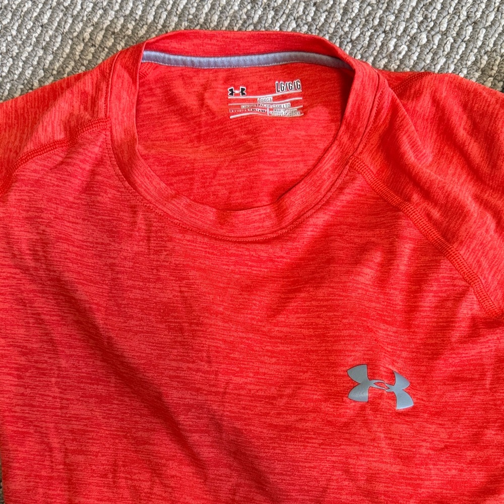 Under Armour Scarlet Performance Tee